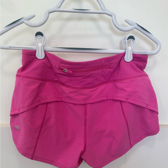 Lululemon Speed Up Shorts - Picture 2 of 2